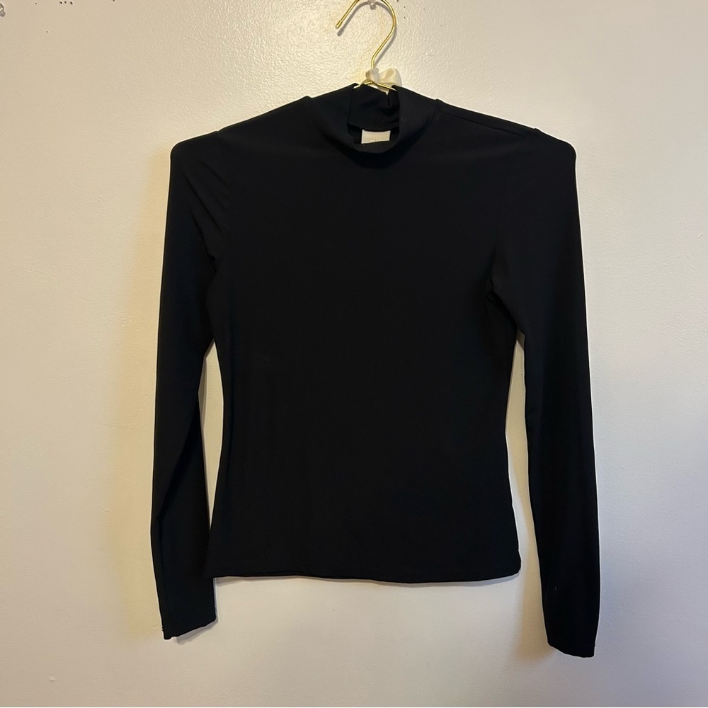 H&M • mock neck ribbed knit long sleeve